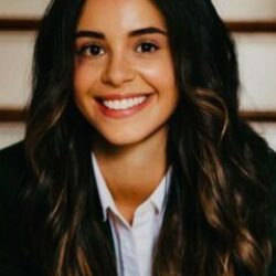 Judge Yvette De La Guardia